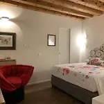 Ospizio Delle Donzelle * Venedig
