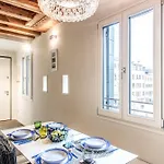 Ospizio Delle Donzelle Apartment