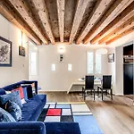 Apartment Ospizio Delle Donzelle Venedig