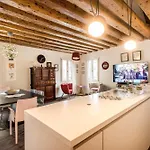Apartment Ospizio Delle Donzelle Venedig