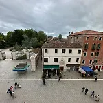 Apartment Ospizio Delle Donzelle Venedig