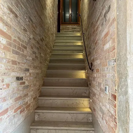 Ospizio Delle Donzelle