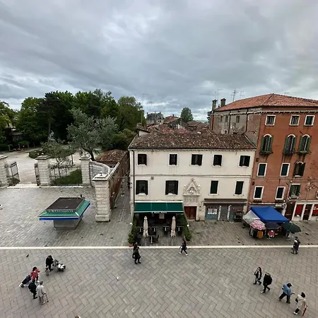 شقة Ospizio Delle Donzelle البندقية